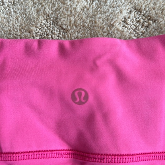 Lululemon bright pink leggings, size 4 - Picture 3 of 8